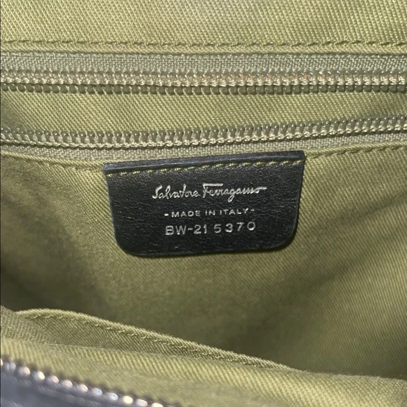 Salvatore Ferragamo Black Marissa Shoulder Bag - Picture 10 of 12